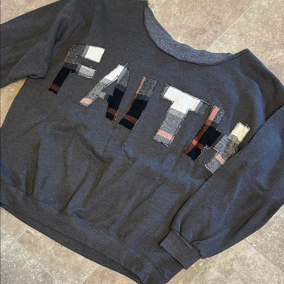 Sweaters - Gray Sweatshirt with 'FAITH' Patchwork